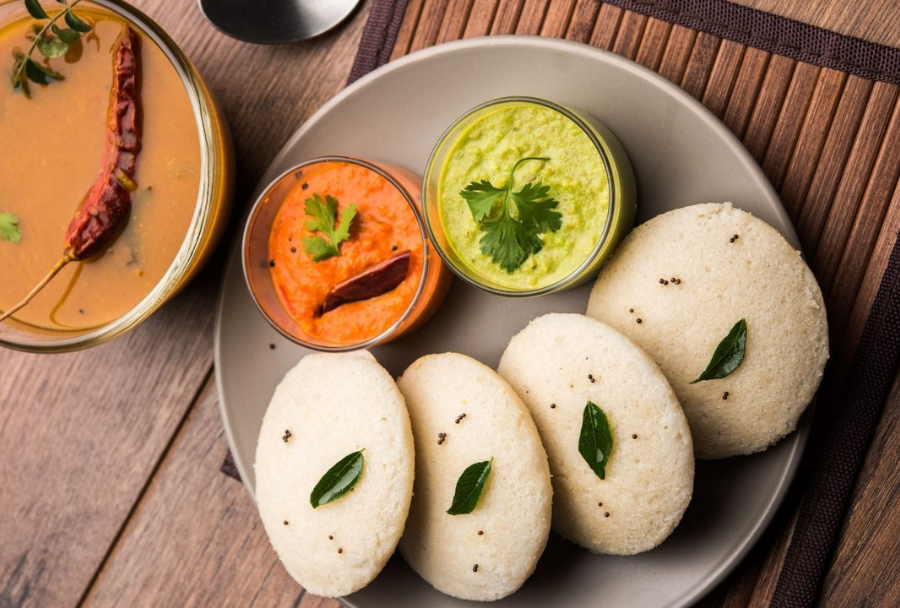 Easy Idli with Sambar and Chutneys Recipe: 6 Steps to a Classic South Indian Breakfast
