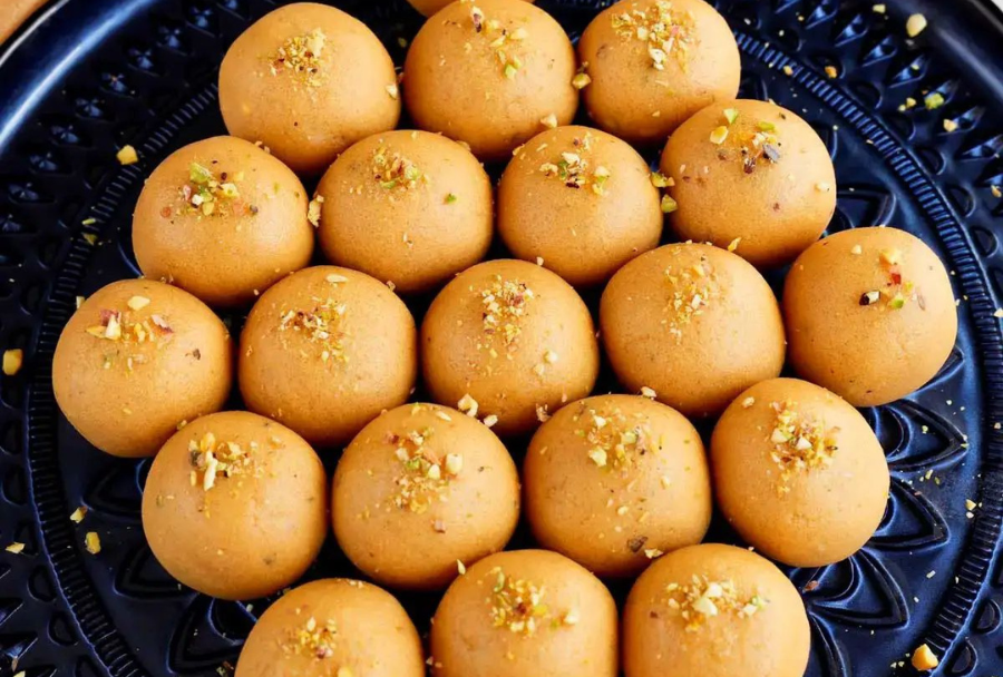 5-Step Easy Traditional Besan Ladoo Recipe: Nutritious & Flavor-Packed