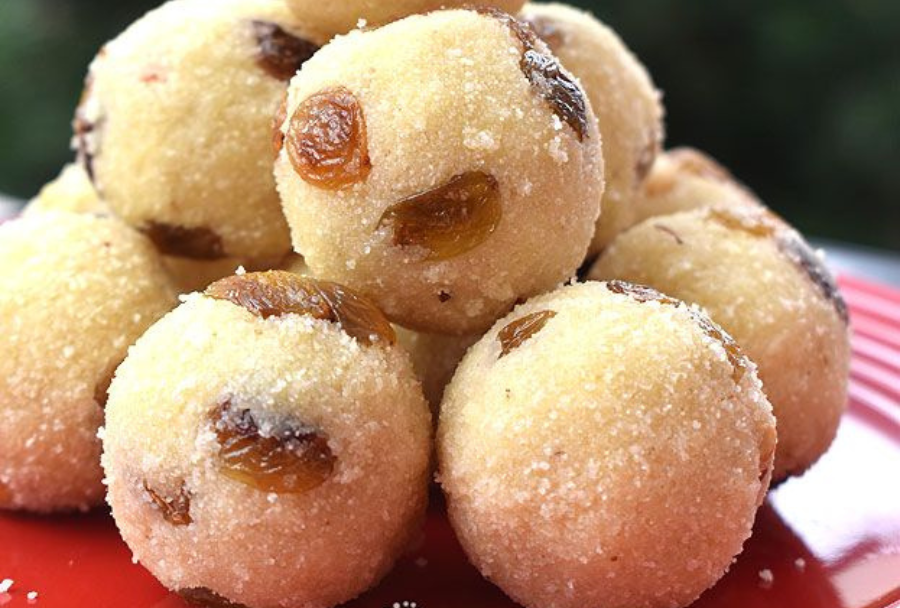 5-Step Easy Traditional Rava Laddu Recipe: Soft, Sweet South Indian Delight