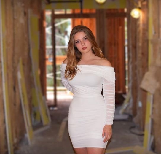 Sava Schultz 15 Stunning Facts About Her Age Height Relationships Sava Schultz 15 Stunning Facts About Her Age Height Relationships