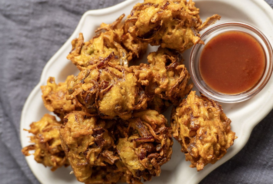 5-Step Easy Traditional Cheera & Onion Pakoda Recipe: Crispy, Flavorful South Indian Snack